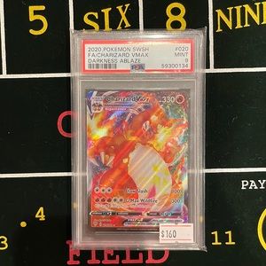 Pokémon Charizard Vmax